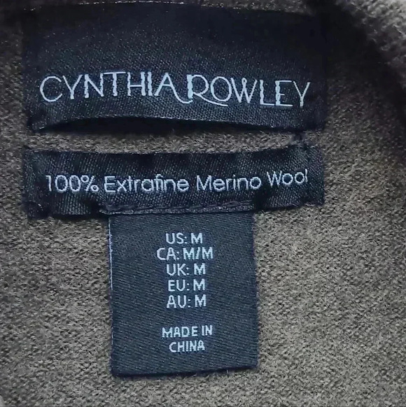 Ladies Cynthia Rowley Extra Fine Merino Wool,Cowl  Neck Sweater. Size M - Picture 8 of 9